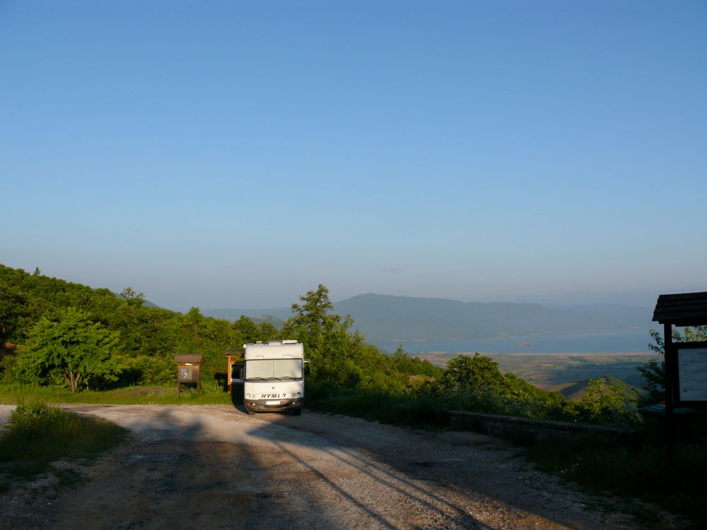  - 075 - Bivouac avant l'Albanie